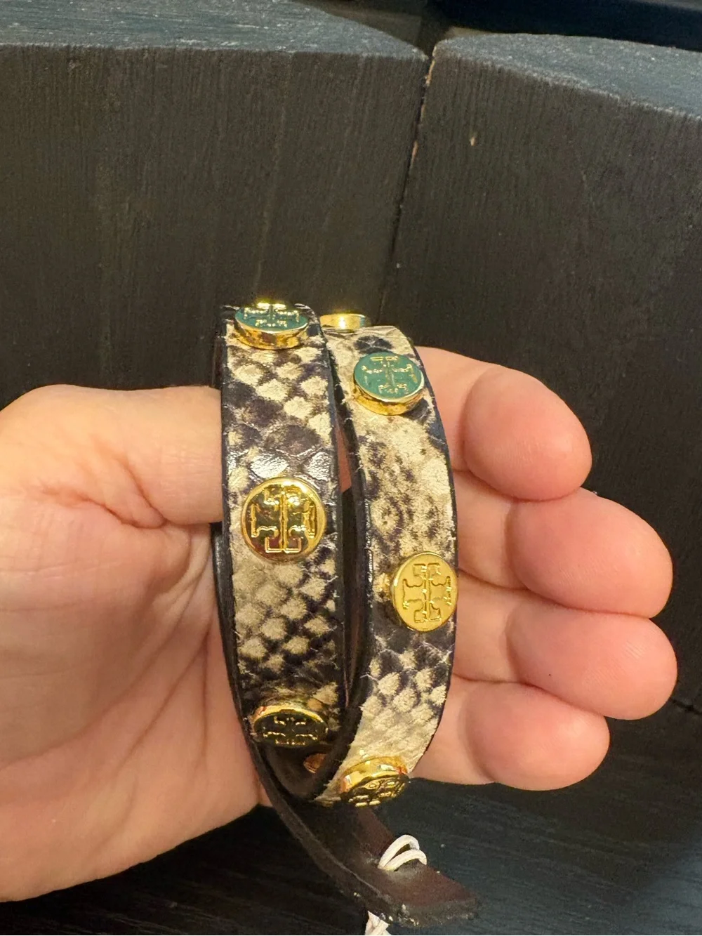 tory Burch, rap bracelet snake skin embossed 15 inches cream black new net